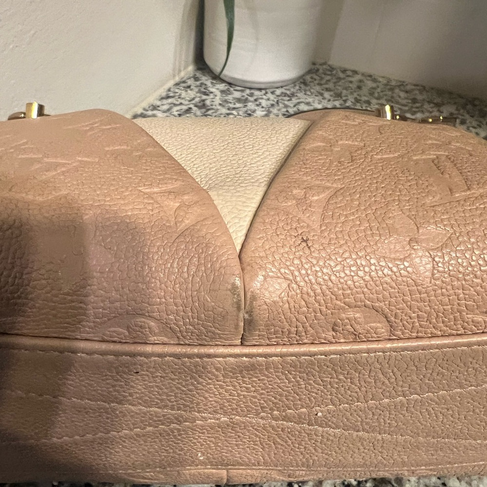 Louis Vuitton V Tote BB Empreinte - Picture 11 of 16